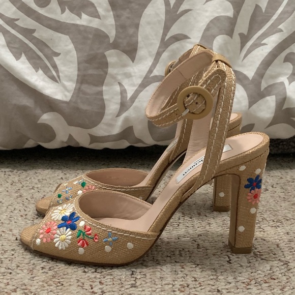 LK Bennett Shoes - BRAND NEW! Raffia Embroidered Sandals
